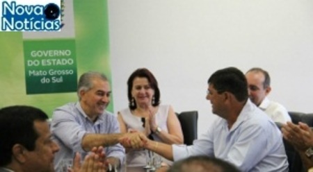Left or right reinaldo acordo