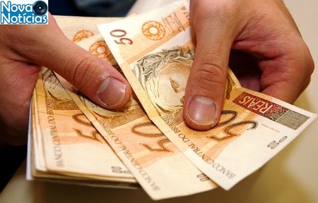 Left or right salario minimo 1