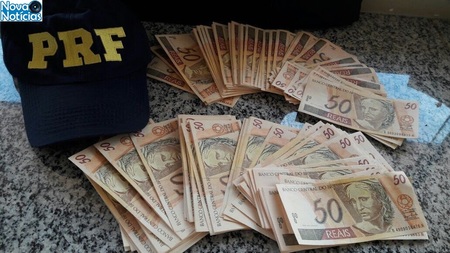 Left or right dinheiro falso prf1