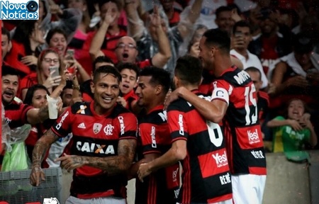 Left or right flamengo gilvan de souza