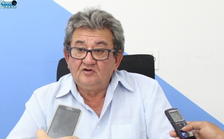 Left or right entrevista coletiva dia 09 d 02 cacique fmnnnnnnnnnnnnnn