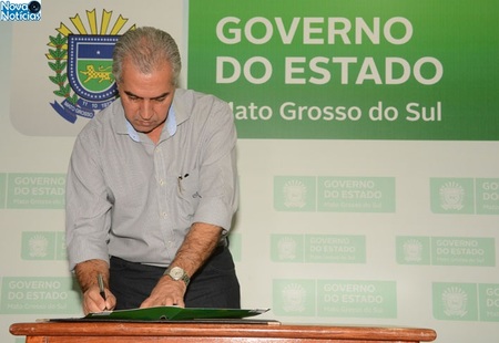 Left or right reinaldo azambuja assinatura go1
