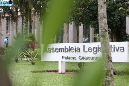 Left or right assembleia12