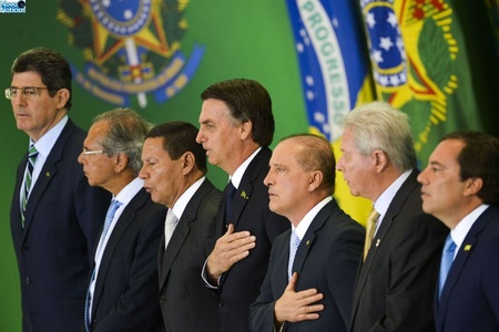 Left or right jair bolsonaro marcelo camargo