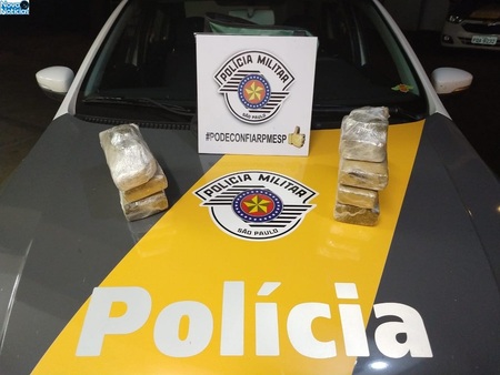 Left or right maconha 01