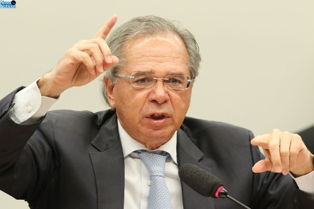 Left or right paulo guedes agencia brasil