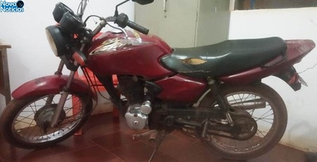 Left or right moto dia 27 de maio em amandina