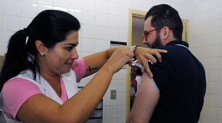 Left or right campanha de vacina o contra gripe foto edemir rodrigues 3 768x425