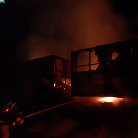 Left or right carreta pegou fogo na br 267 dia 20 de agosto em nova andradina