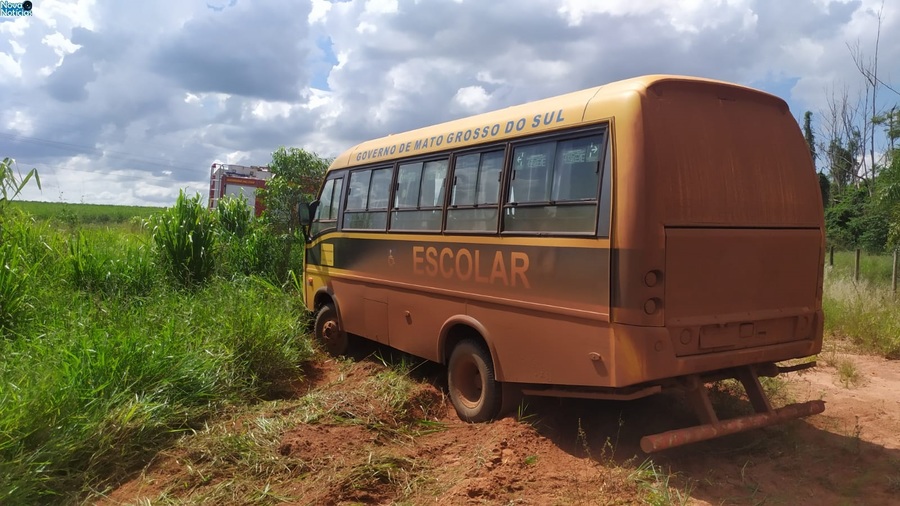 Center onibus colar acidente na ms 141 em ivinhema