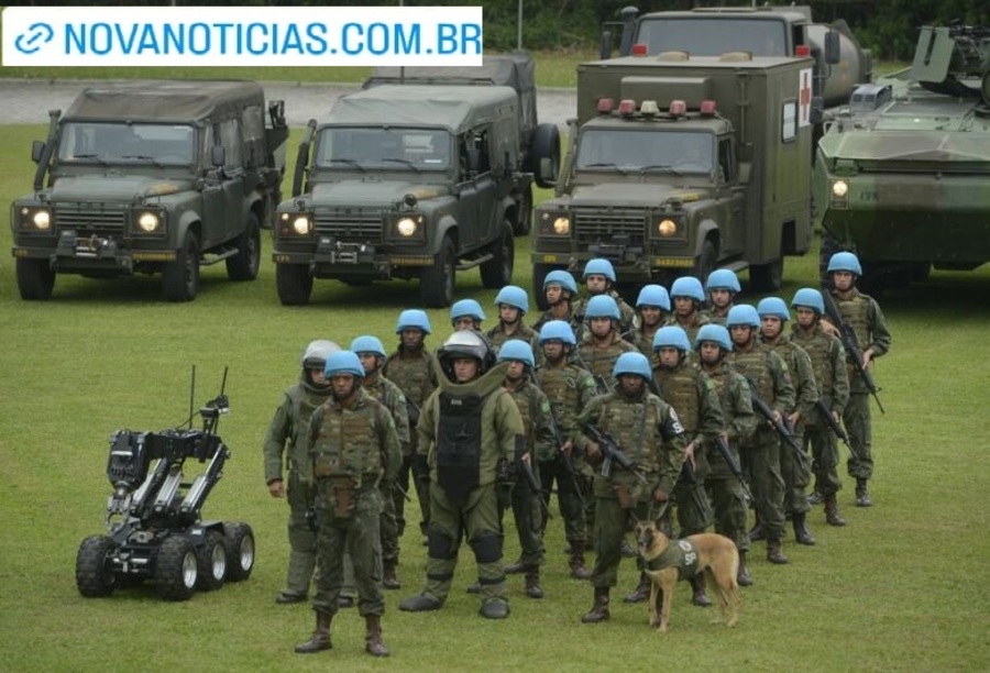 Left or right marinha onu tmazs abr 20221019 0122