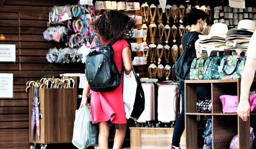 Left or right comercio foto saul schramm 768x425 730x425 1