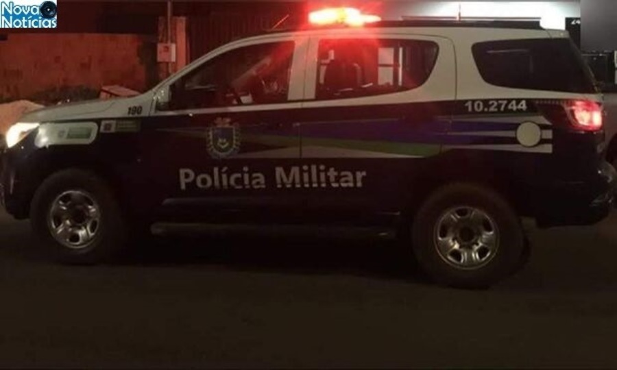 Left or right policia militar cena de crime