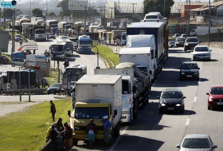 Left or right caminhoneiros