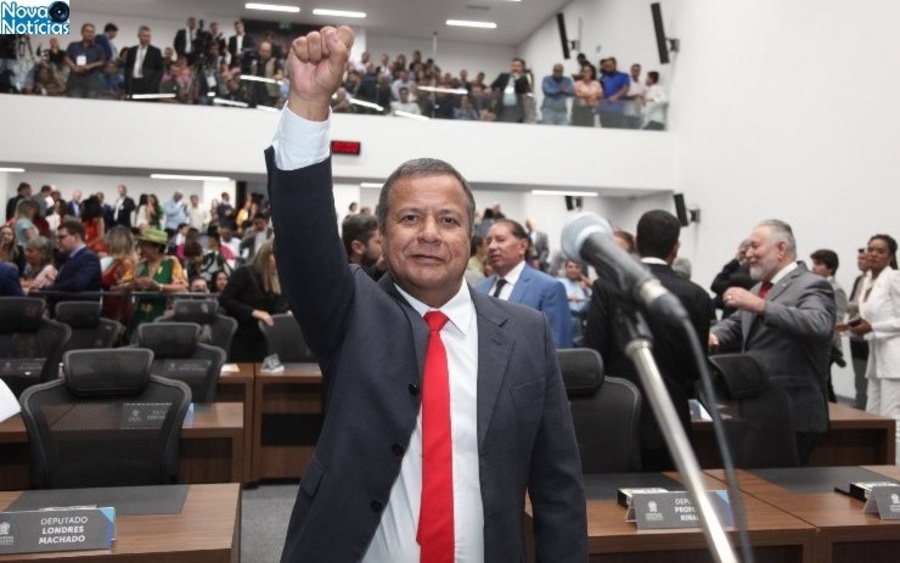 Left or right deputado posse em fevereiro de 2023