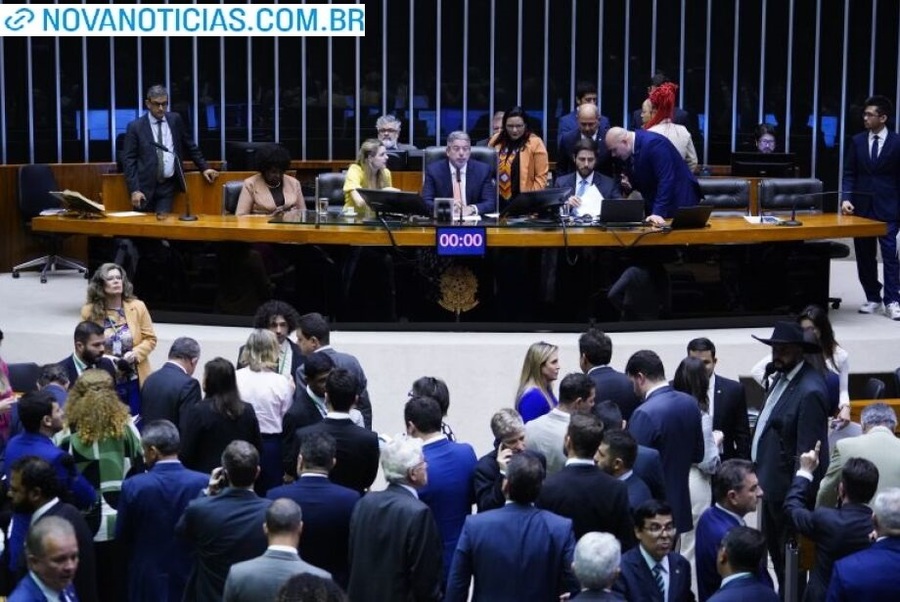 Left or right sessao do plenario da camara dos deputados