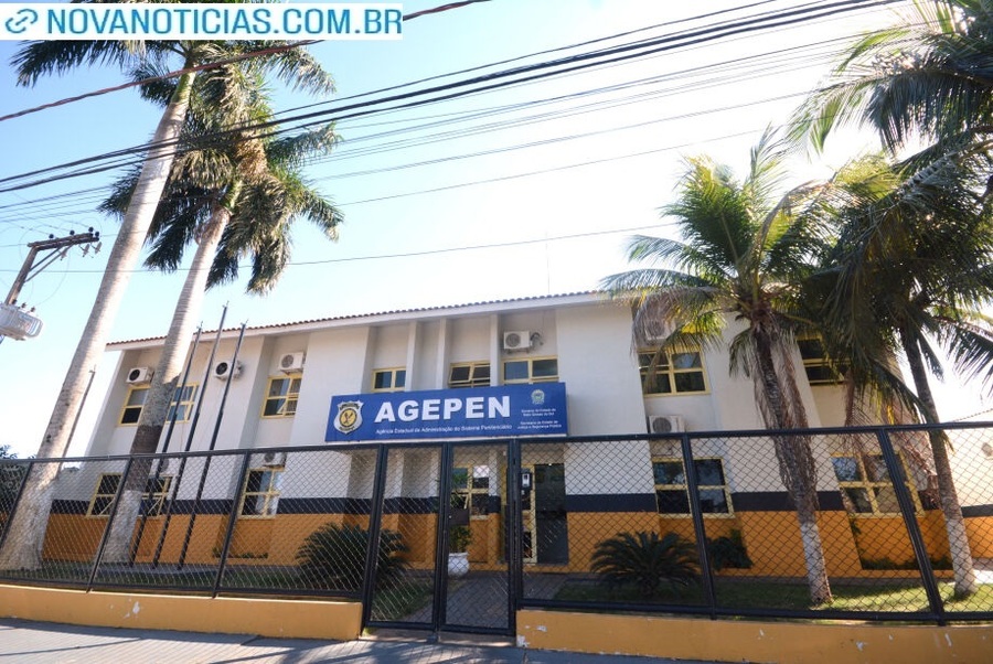 Left or right 02 0521 0348 fachada agepen go