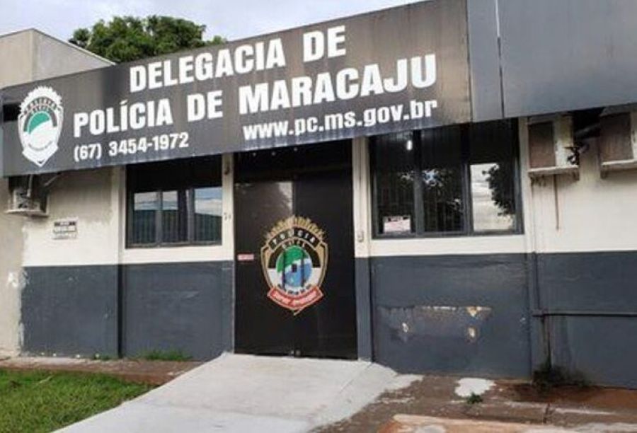 Left or right maracaju
