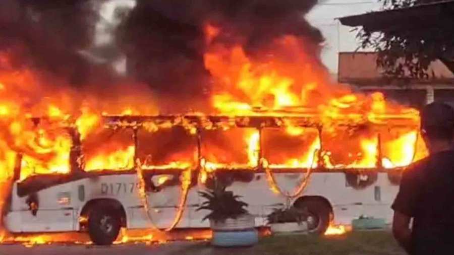 Left or right onibus fogo milicianos rio