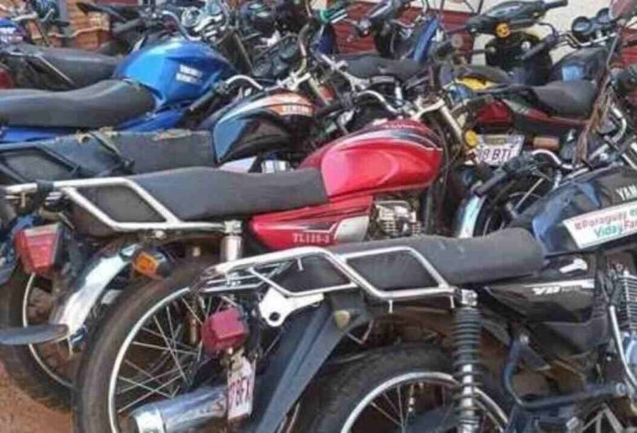 Left or right motos paraguai