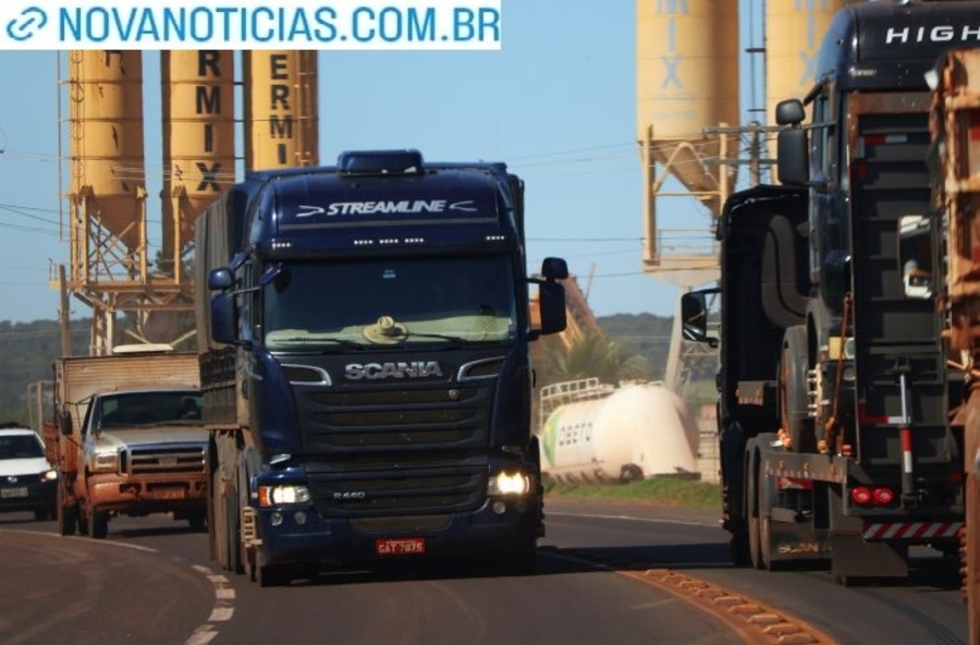 Left or right emprego setor de servi os motorista foto lvaro rezende1 730x480