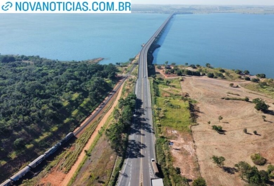 Left or right ponte