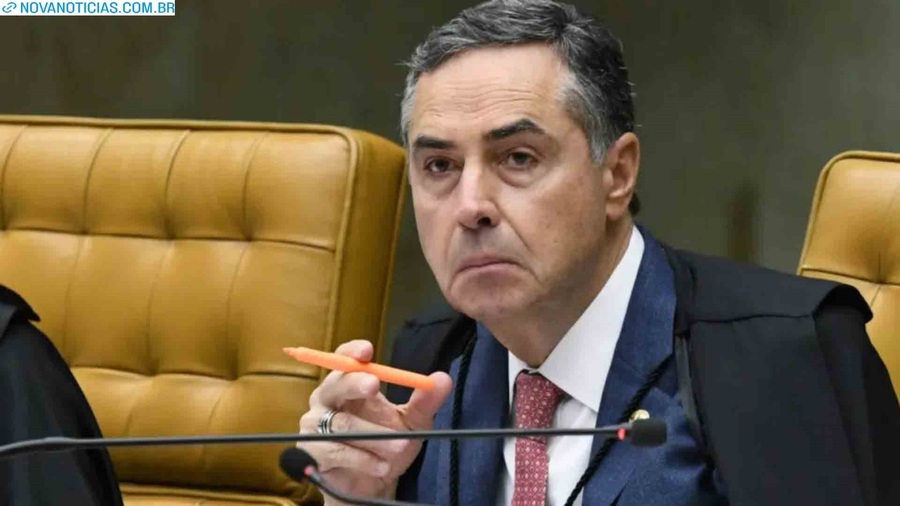 Left or right roberto barroso carlos moura stf