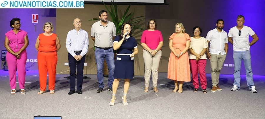 Left or right educa o um