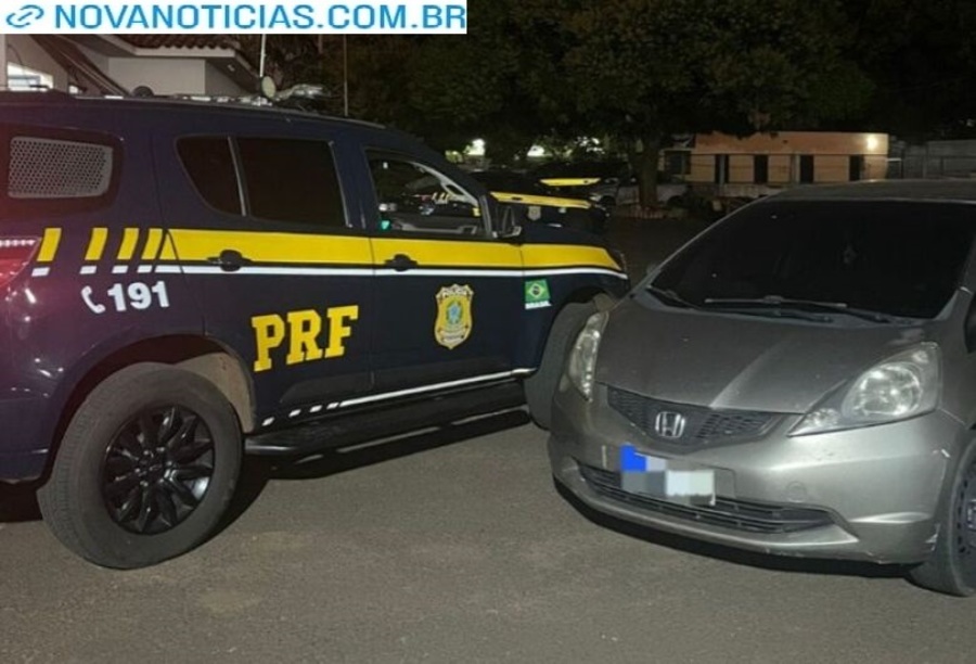 Left or right 93860e45 0779 4b31 af59 682e5ac4d5ea