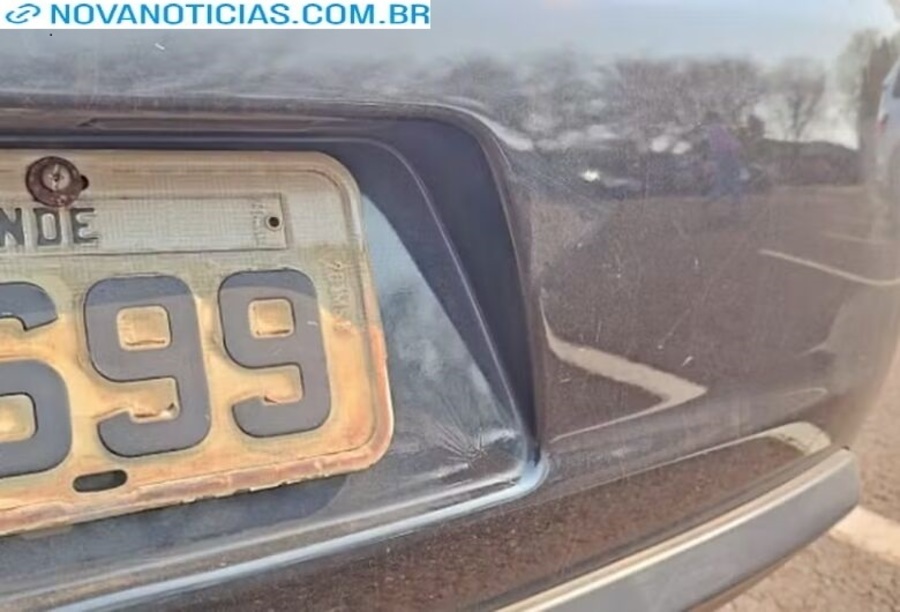 Left or right placa 1