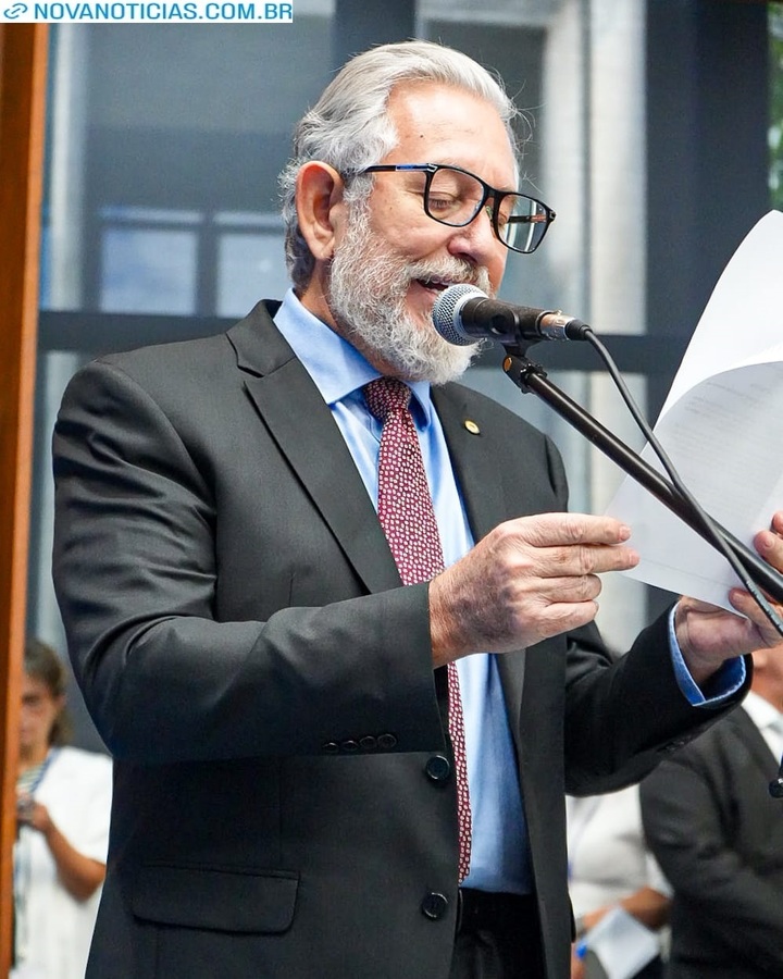 Left or right vaz deputado