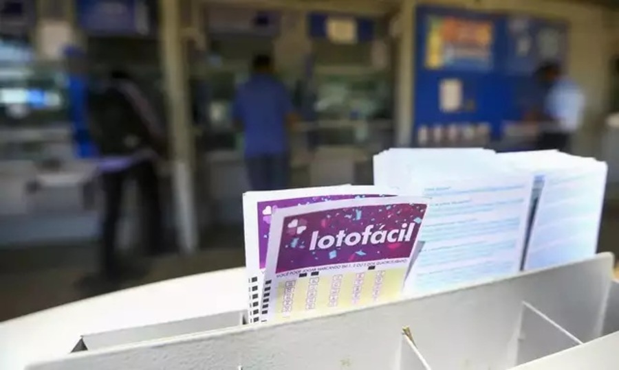 Left or right lotofacil 555