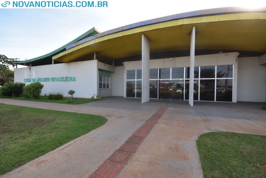 Left or right casa brasileira jjj