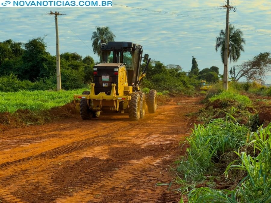 Left or right obras na zona rural do bata