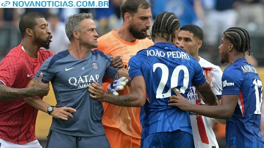 Left or right briga luiz enrique yy