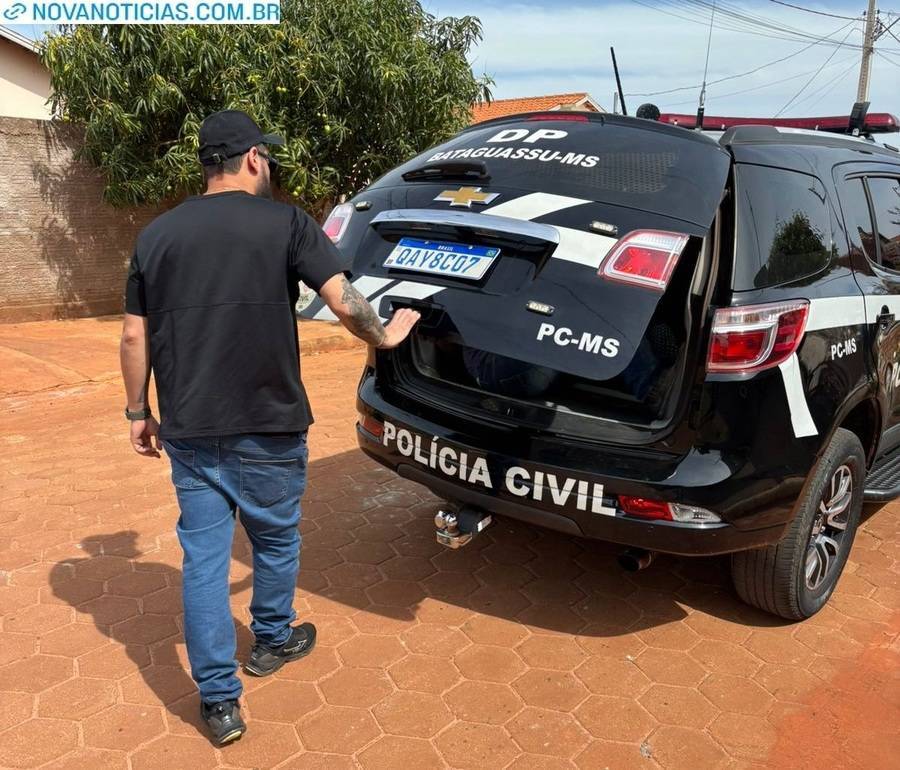 Left or right whatsapp image 2025 10 23 at 19.42.50 1 e1761307696619