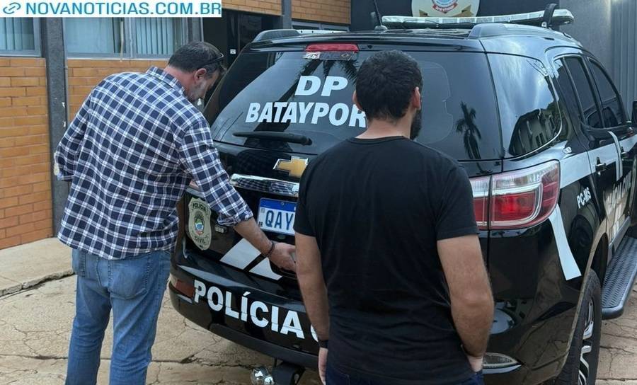 Left or right mulher presa dia 30 de outubro