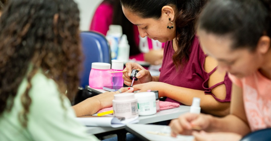 Left or right curso beleza sejuv 1 r9tmvm4wp1rbbj5zpcecdk81i5wuggyv99lf2py5xk