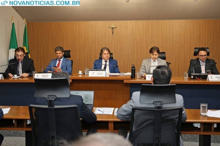 Left or right 2025 10 29 09 25 57 061096b8 6e44 494c b6f8 807bdaa25ad4