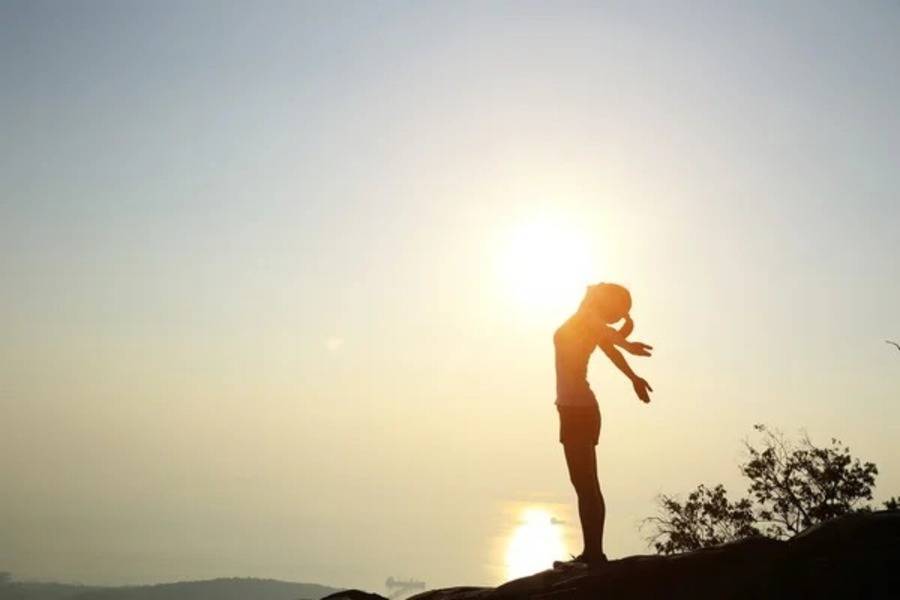 Left or right meninaaa