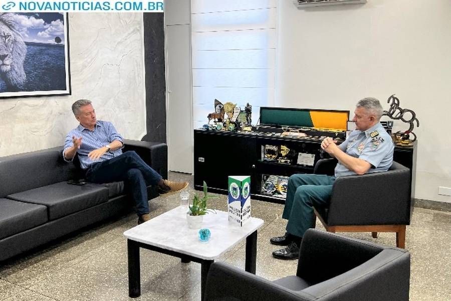 Left or right 2025 11 25 09 09 58 a55bd8c5 291e 4eee 8092 77008f26ff6f