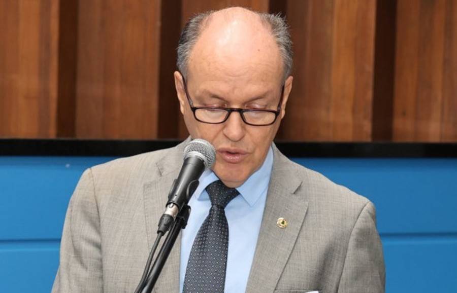 Left or right 2025 12 09 12 02 15 32c74214 2a2f 4bfb 9b9f a522f8b17e56