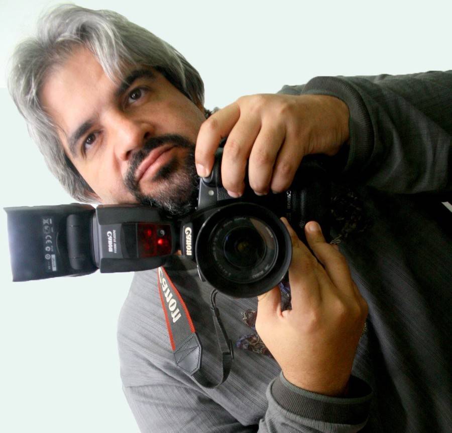 Left or right 555618504 24699969022986609 2175705409282989841 n