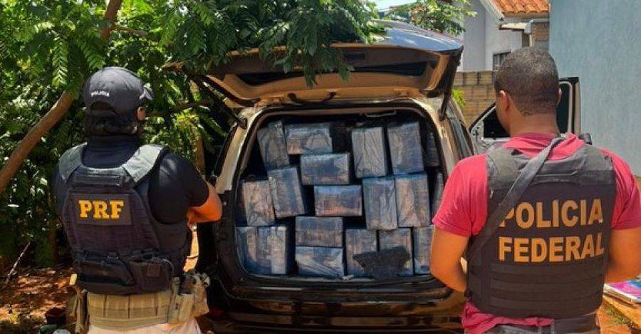 Left or right 163ab74f 1b4e 4abc bbfe a00b58c0d826 1 1 rgeguhyizyh4k94ek4x3642c6kxqww6jvw491cjc08