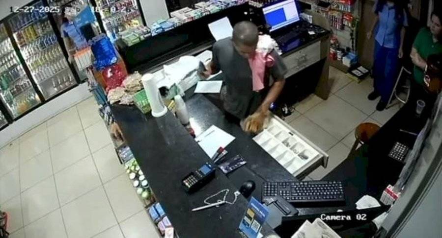 Left or right 7953b9e41ebadc2a7af83ca15e78d6a7 1