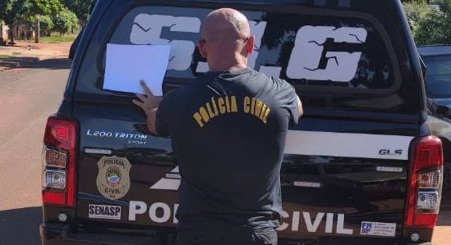 Left or right whatsapp image 2026 01 09 at 11.58.45 e1767981808742