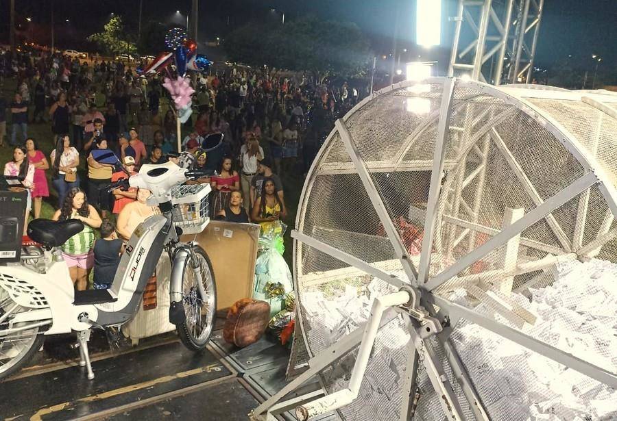 Left or right g 222 0 1 12012026113044