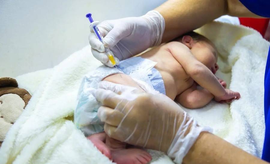 Left or right vacina