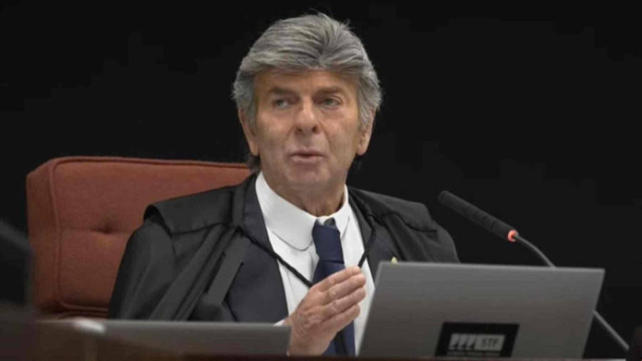 Left or right filho de luiz fux tem dados fiscais acessados ilegalmente caso atinge familiares de ministros do stf 17715924563106 thumb