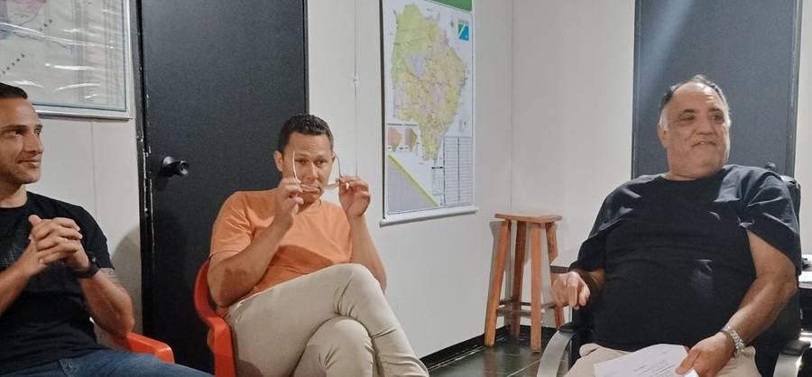 Left or right pez o dois dia 24 02